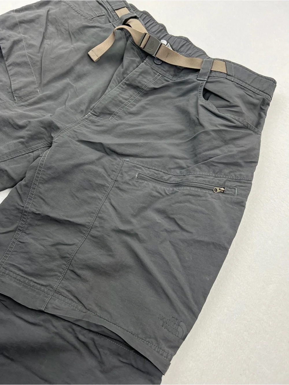 The North Face Mens Paramount Convertible Hiking Pants Asphalt Gray Belted Sz XL
